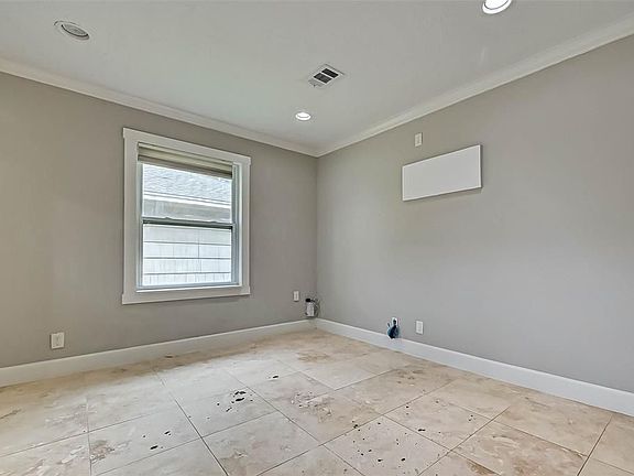 2nd image of 4019 Nenana Dr