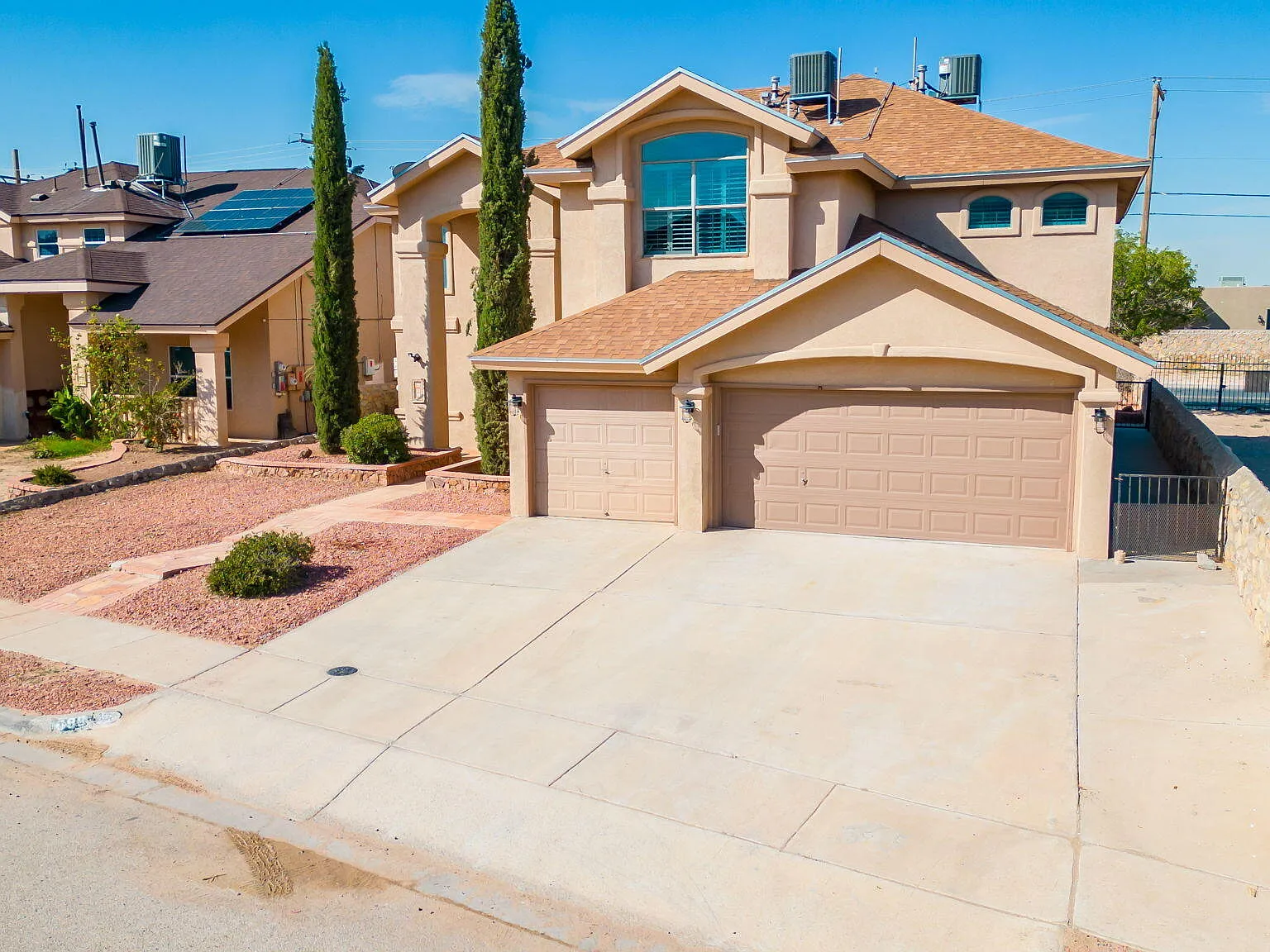 4 bed, 4.5 bath, 3173 sqft, $2,650 — Photo 3