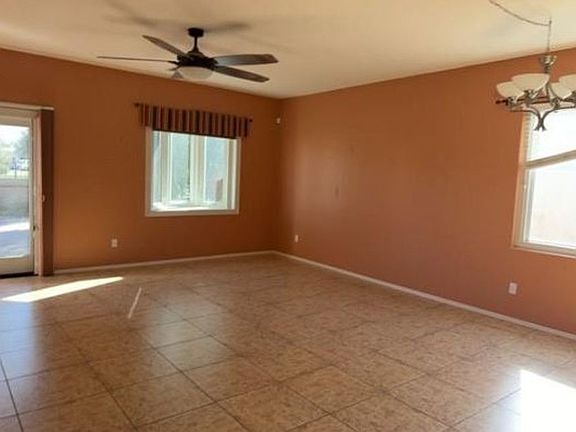 4th image of 42463 W Mira Ct