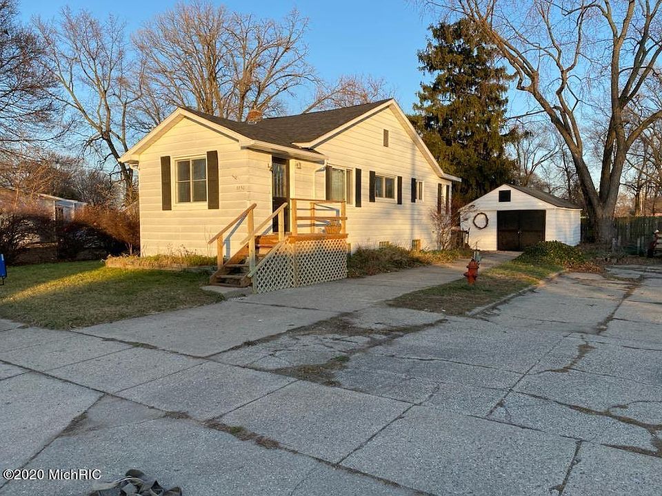 1st image of 3850 Loraine Ave SW