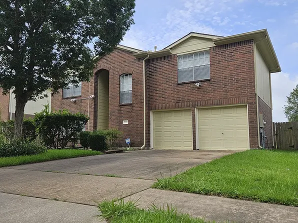 1806 Oak Ridge Dr, Kemah, TX 77565