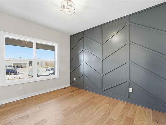 2nd image of 1917 SW Hightown Dr