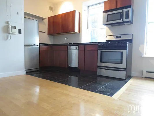 Rented by Miron Properties | media 18