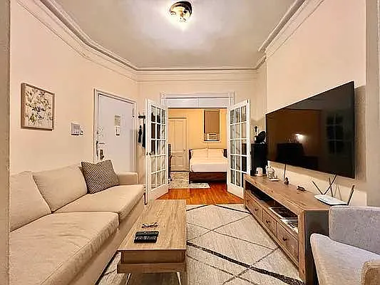 Rented by Compass | media 8