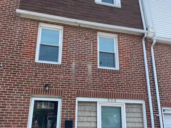 304 Austin Dr, Clifton Heights, PA 19018