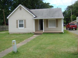 708 Milliken Rd, Paducah, KY 42003