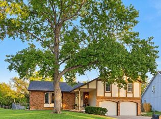 2922 SE Granger St, Topeka, KS 66605
