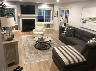 173 Riveredge Dr, Chatham, NJ 07928