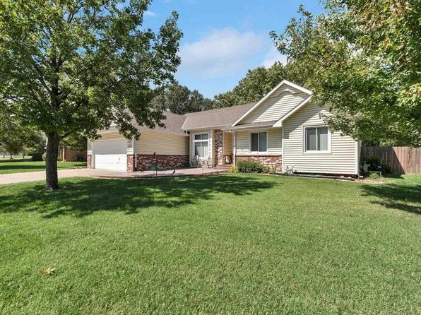 2019 S Hedgecliff St, Wichita, KS 67207