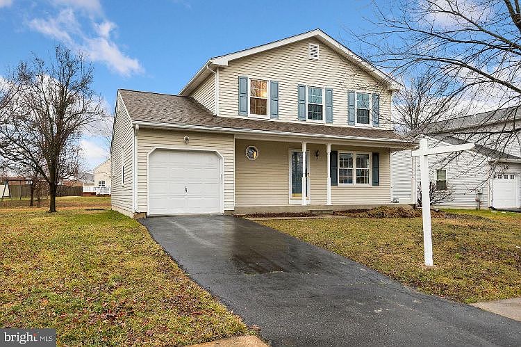 1st image of 1989 Carol Dr