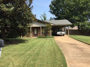 7400 Northbrook Dr, Horn Lake, MS 38637