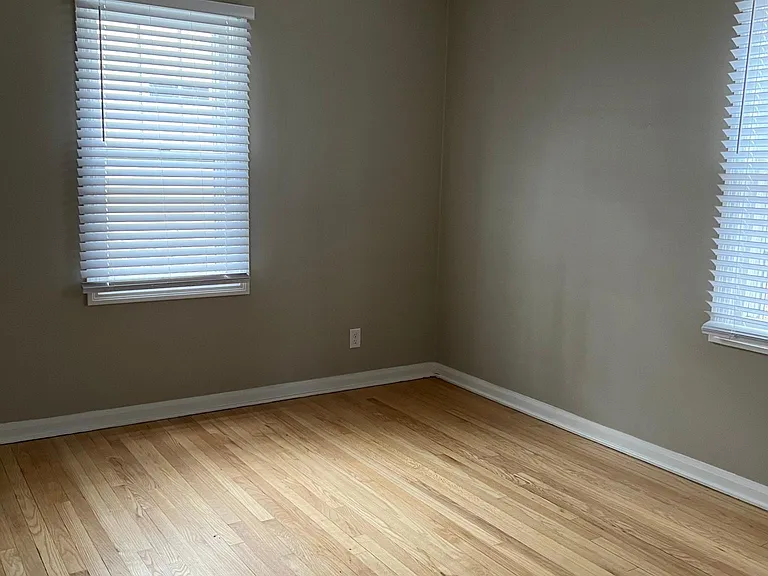 6235 Pierce St — Photo 6