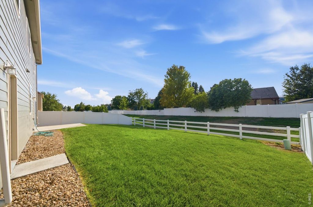 354 Shadowbrook Dr