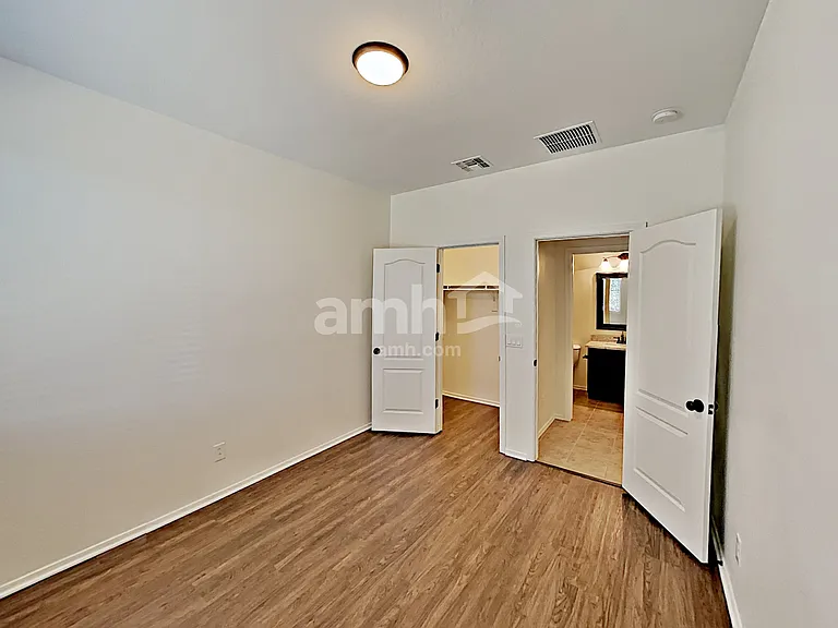 3453 N Almar — Photo 11