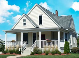54 E Green St, Champaign, IL 61820