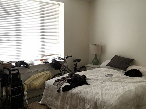 4th image of 257 15th St APT 203