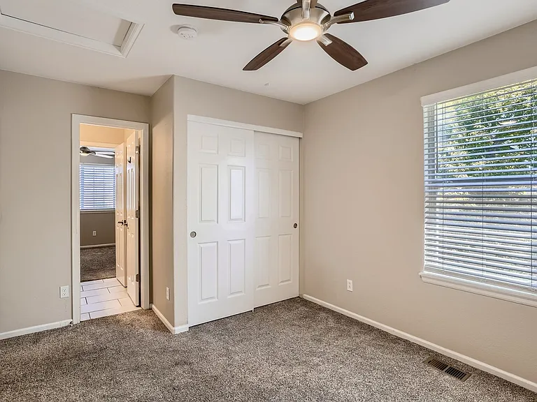 4721 S Biscay Ct — Photo 9