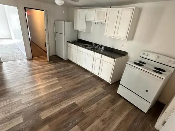 14 Bridge Ct #14A, Hardwick, MA 01037