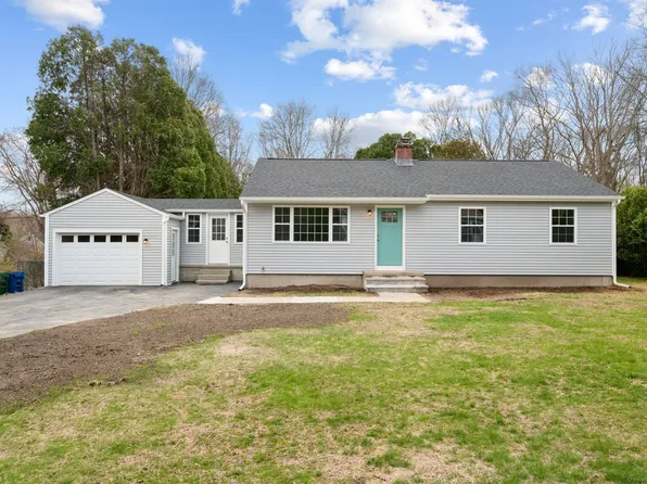 4 Milton Road, Waterford, CT 06375