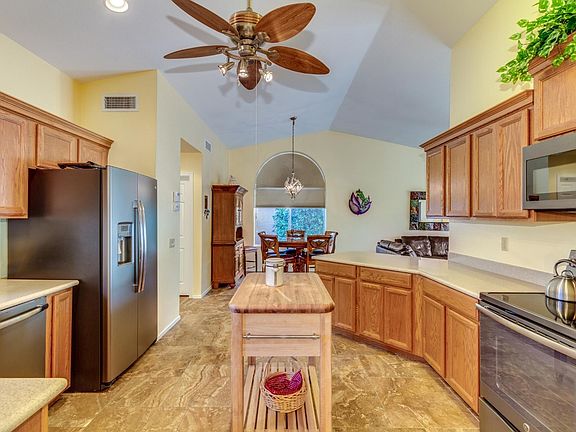 5th image of 10625 E Coopers Hawk Dr