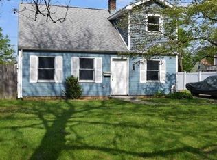 359 Loring Rd, Levittown, NY 11756