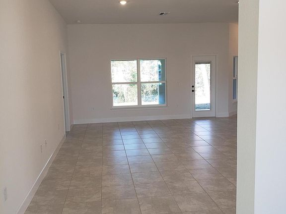 3rd image of 10265 Jordan St