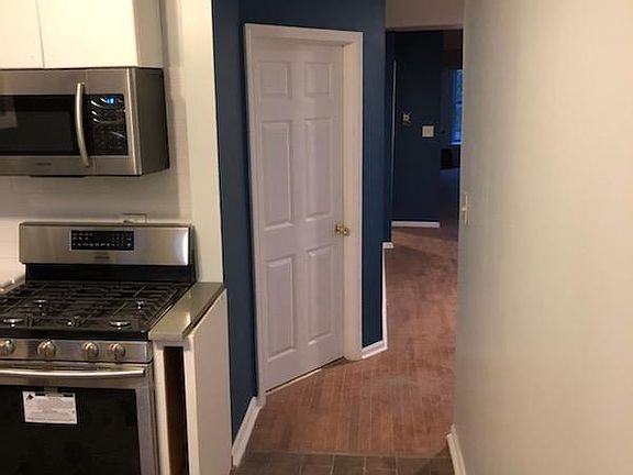 4th image of 4721 S Saint Lawrence Ave #2