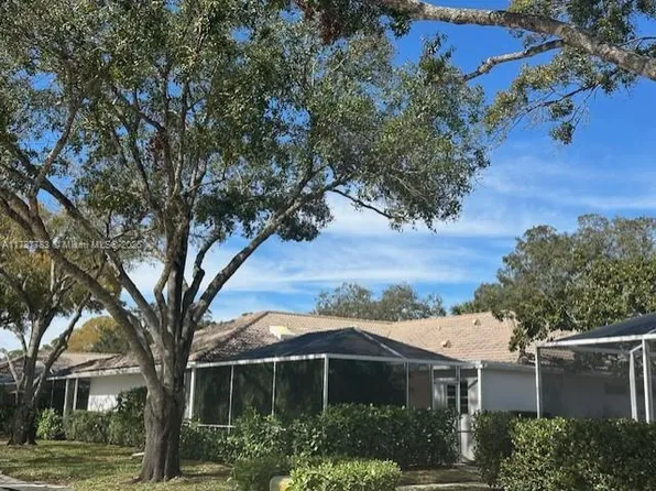 3903 Water Oak Ct, Palm Beach Gardens, FL 33410