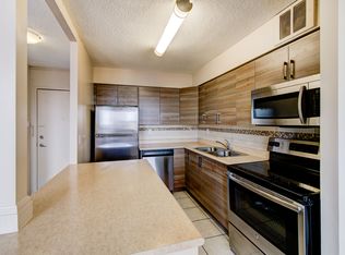 Elizabeth Tower, Mississauga, ON L5G 2Z6