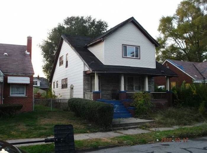 2nd image of 19325 Klinger St