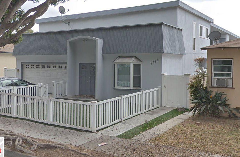 1st image of 2026 Oak St APT 1