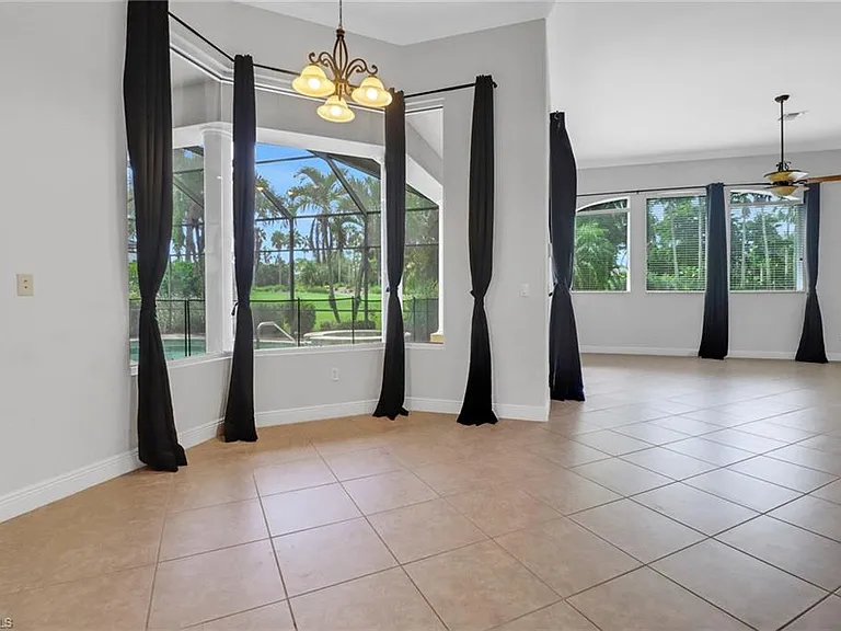 11128 Sierra Palm Ct — Photo 9