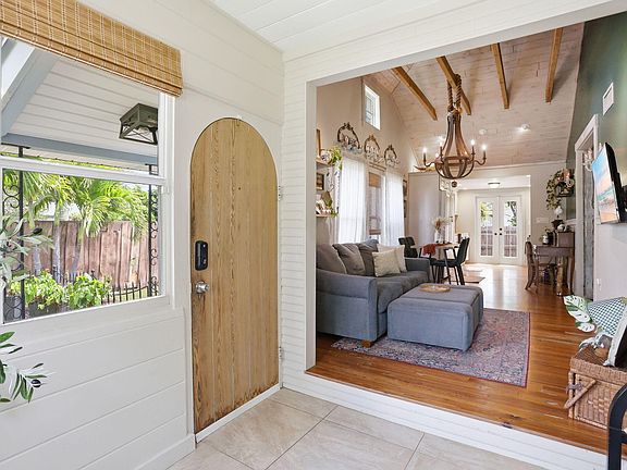 5th image of 616 N Ocean Breeze