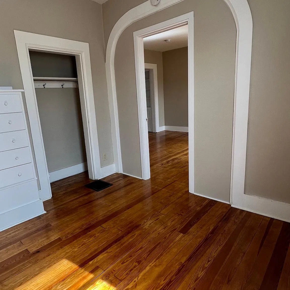 784 Wilson Ave — Photo 4