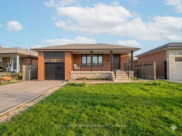 10 Stella St, Toronto, ON M6L 3A7