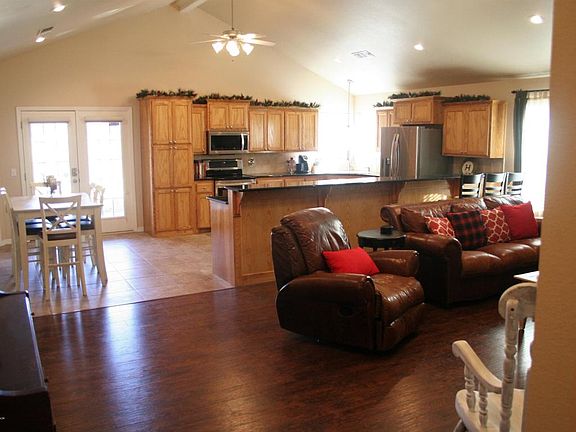 2nd image of 6111 Quinlin Ct
