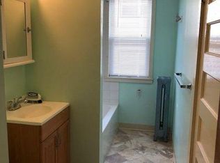 9 Euclid Ave #1, Worcester, MA 01610