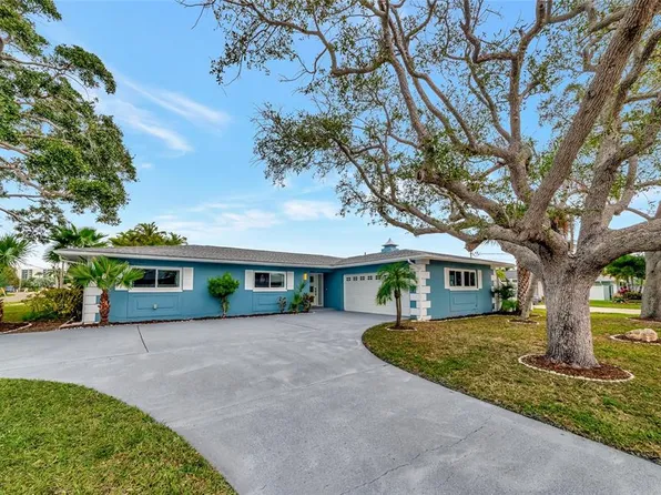 501 Island Way, Clearwater, FL 33767