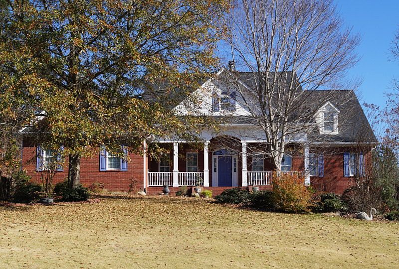 1st image of 230 Cahaba Oaks Trl