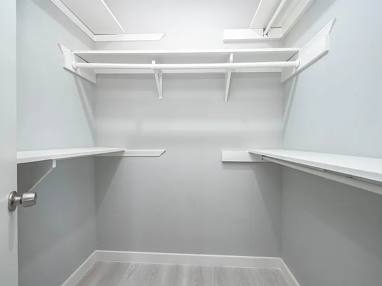 3610 Brier Gardens Dr — Photo 17