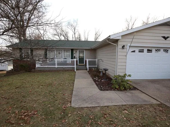 314 W Grandview Dr, Vandalia, IL 62471