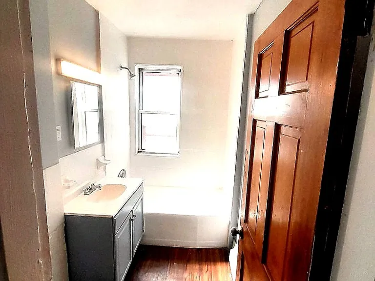 205 Jefferson St #2 — Photo 7