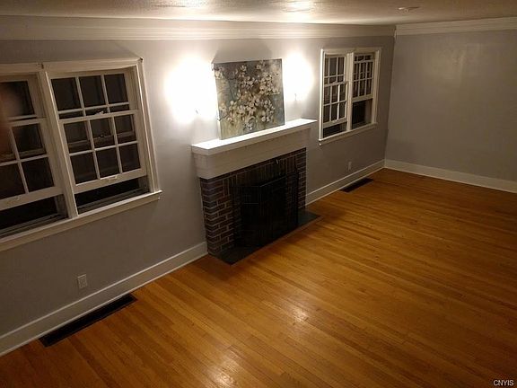 5th image of 118 S Terry Rd