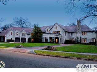 18240 Fairway Dr, Detroit, MI 48221