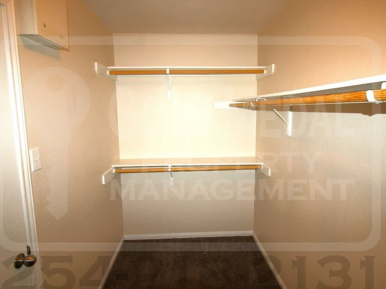 505 Perseus Dr — Photo 29