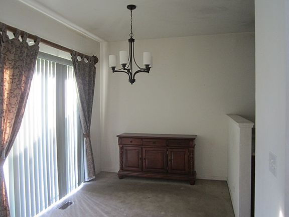 5th image of 225 Nicole Dr Unit C
