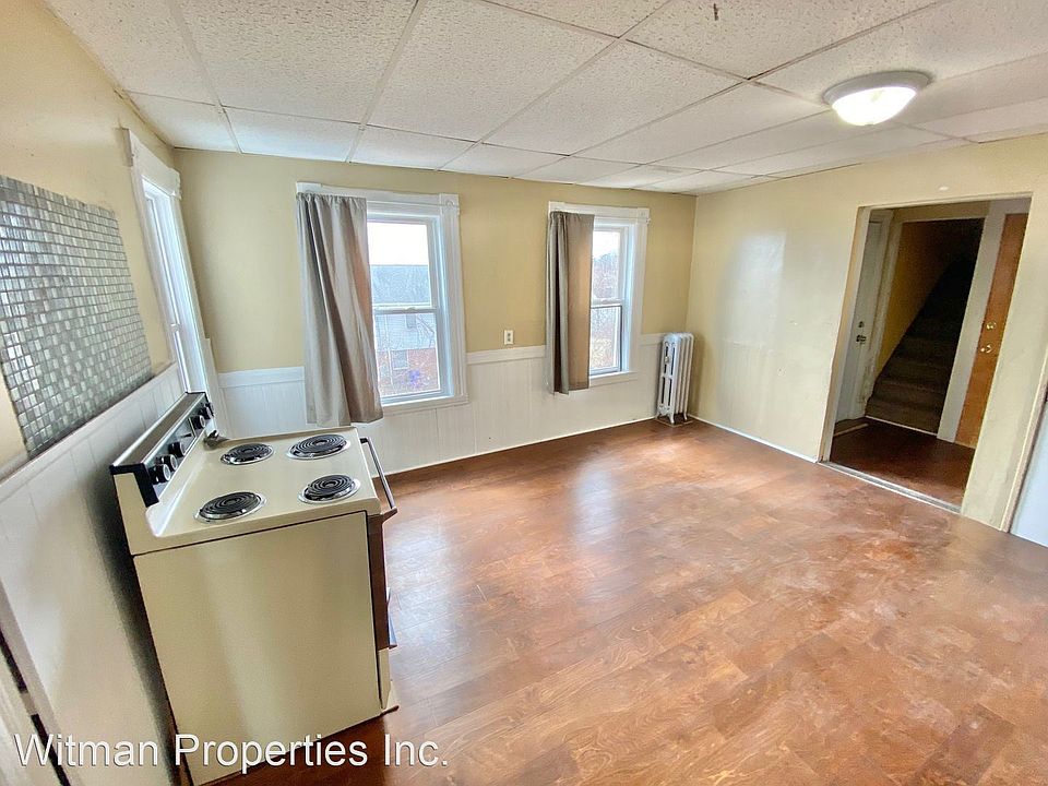 50 Clifton Ave Springfield MA Zillow