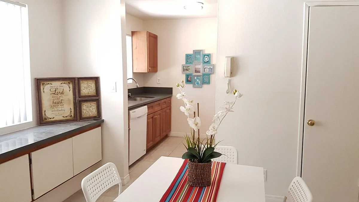 3 bed, 1600 sqft, $1,420 — Photo 4