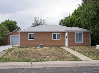 1041 Worchester St, Aurora, CO 80011