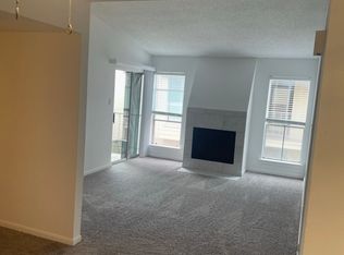 700 Thicket Ln APT 910, Houston, TX 77079